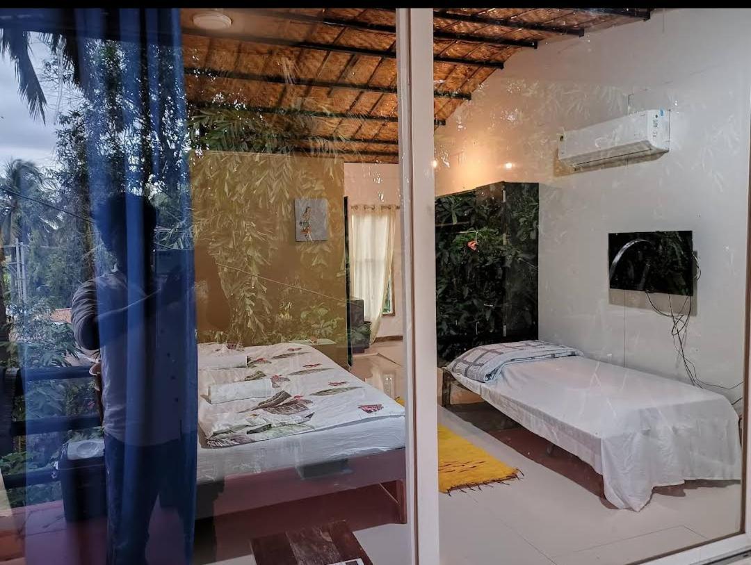 Lotus Riya Home Stay Hampi Rom bilde