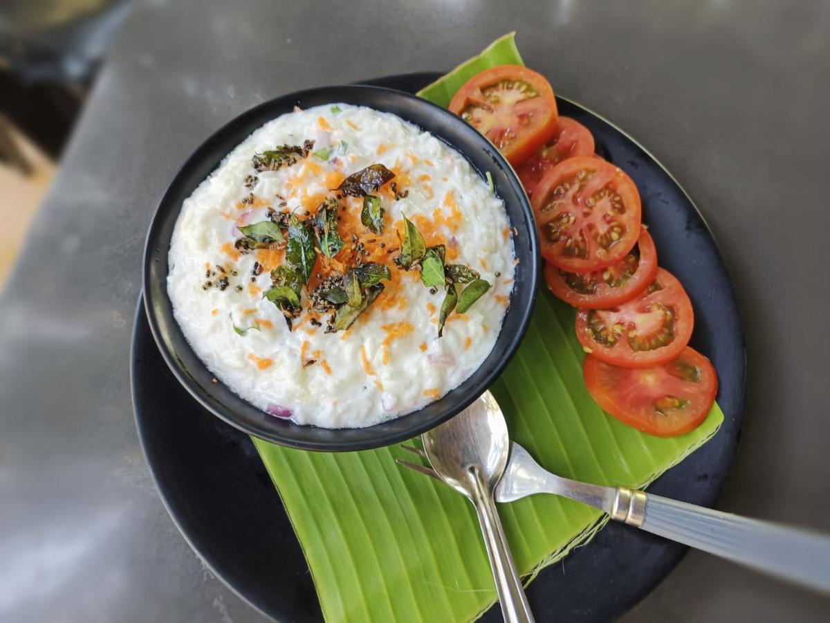 Lotus Riya Home Stay Hampi Eksteriør bilde
